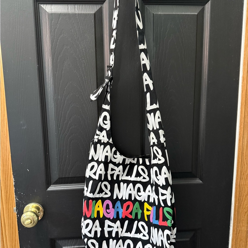 Niagara Falls Bag